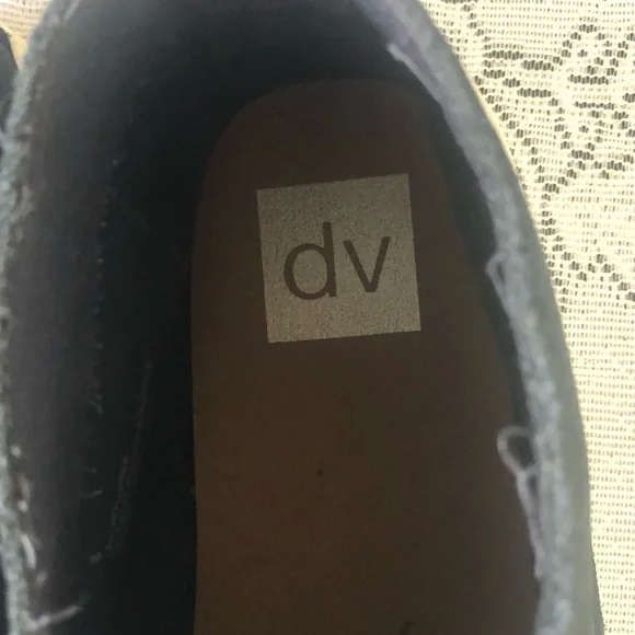 SHOES - Women's Dolce Vita blue suede high-top slip on shoes. Size 8 - Picture 14 of 14